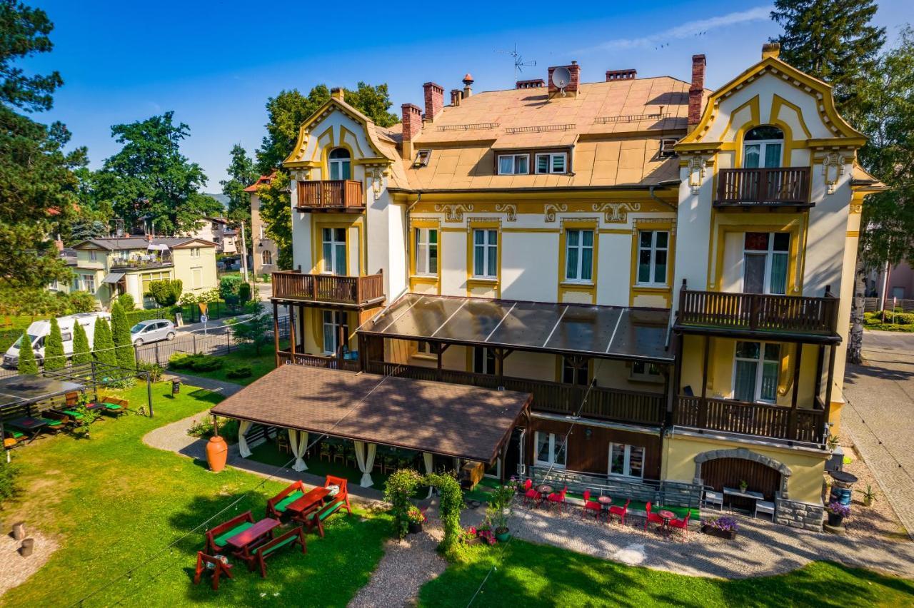 Hotel Bella Jelenia Góra Exteriör bild