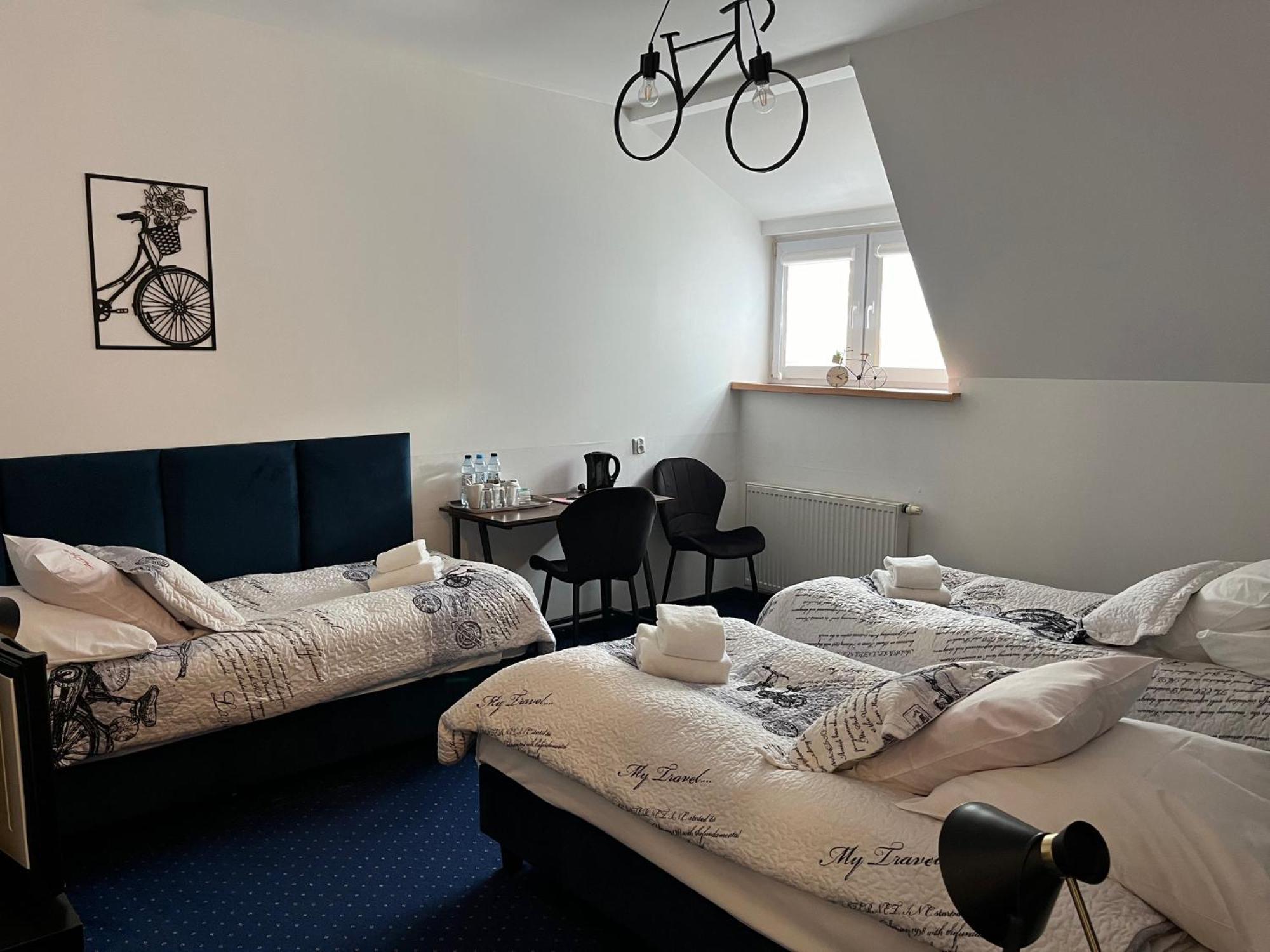 Hotel Bella Jelenia Góra Exteriör bild