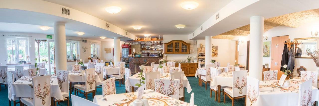 Hotel Bella Jelenia Góra Exteriör bild